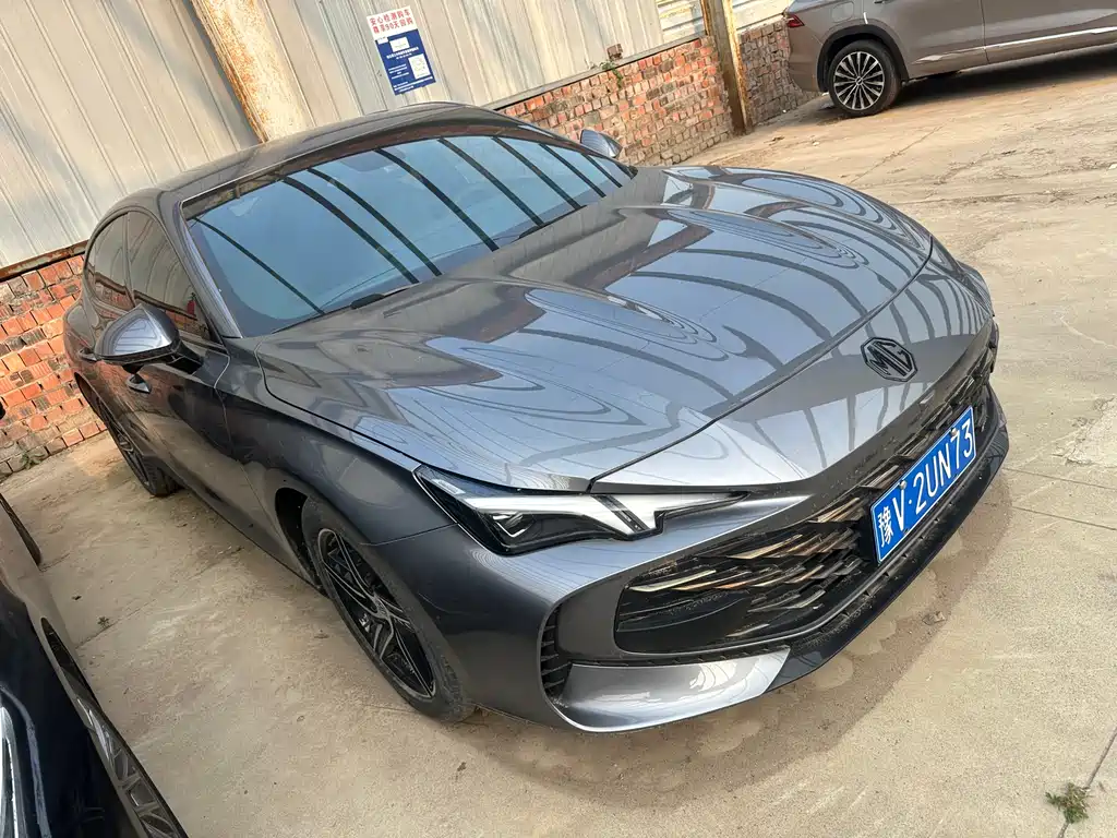 MG 7 2023 1.5T DCT Luxury