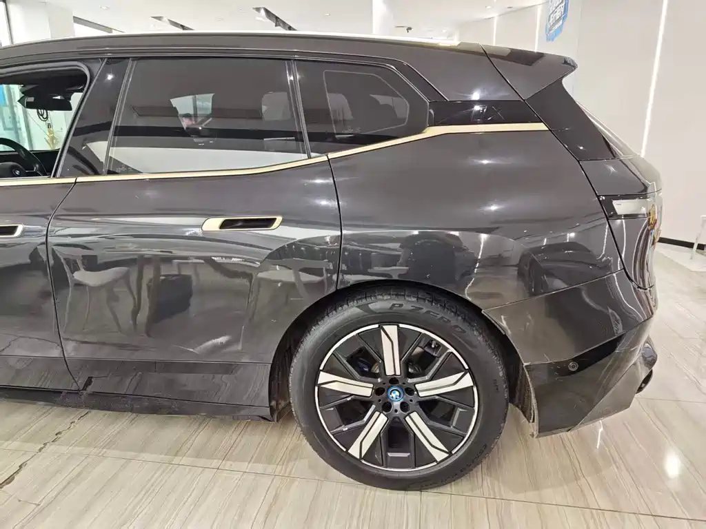 BMW iX — миниатюра 7