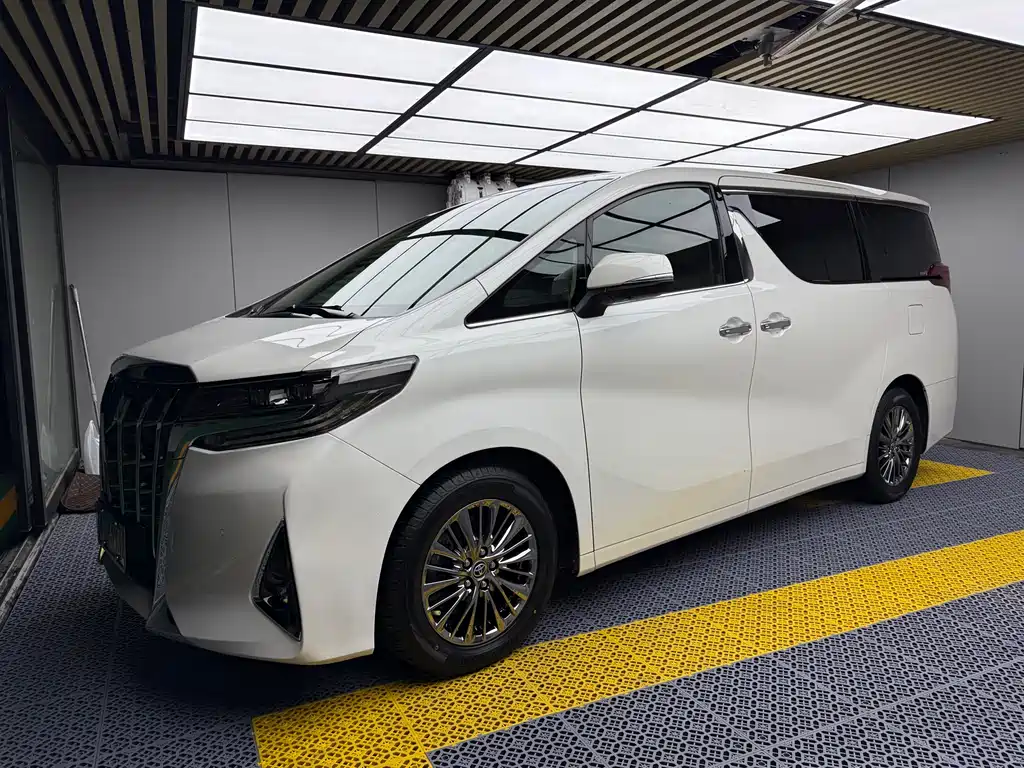 Toyota Alphard 2021 2.5L Luxury