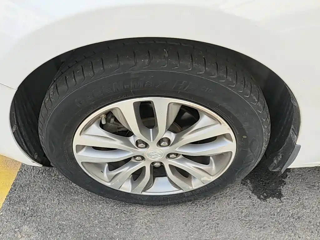 Buick Excelle — миниатюра 23