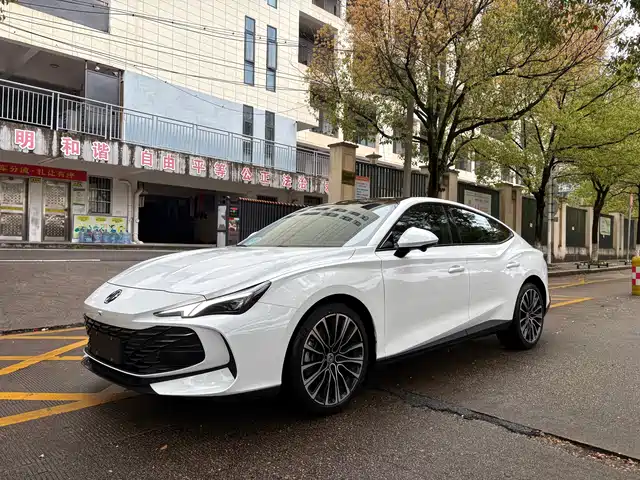 2023 MG MG7
