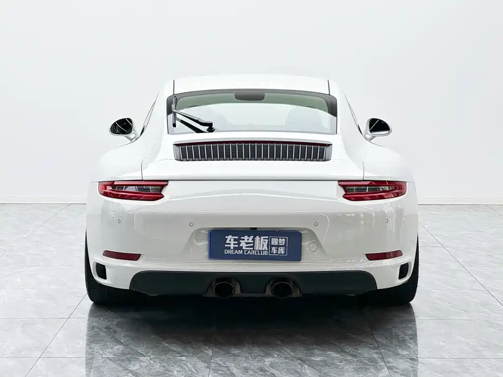 Porsche 911 2018 Carrera 3.0T