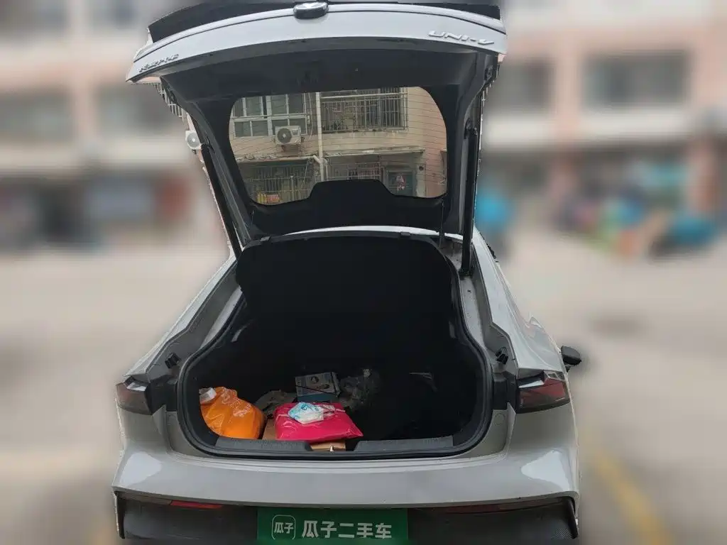 Changan UNI-V — миниатюра 15
