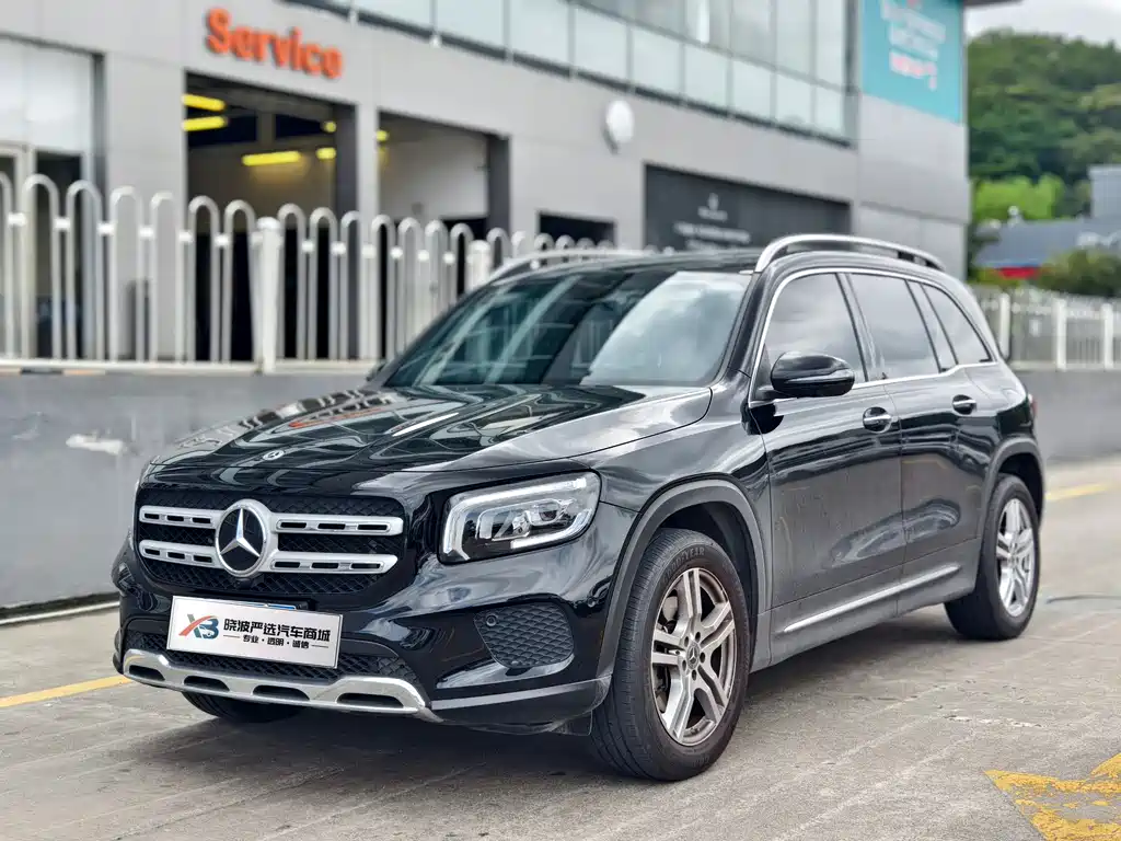 Mercedes-Benz GLB 2023