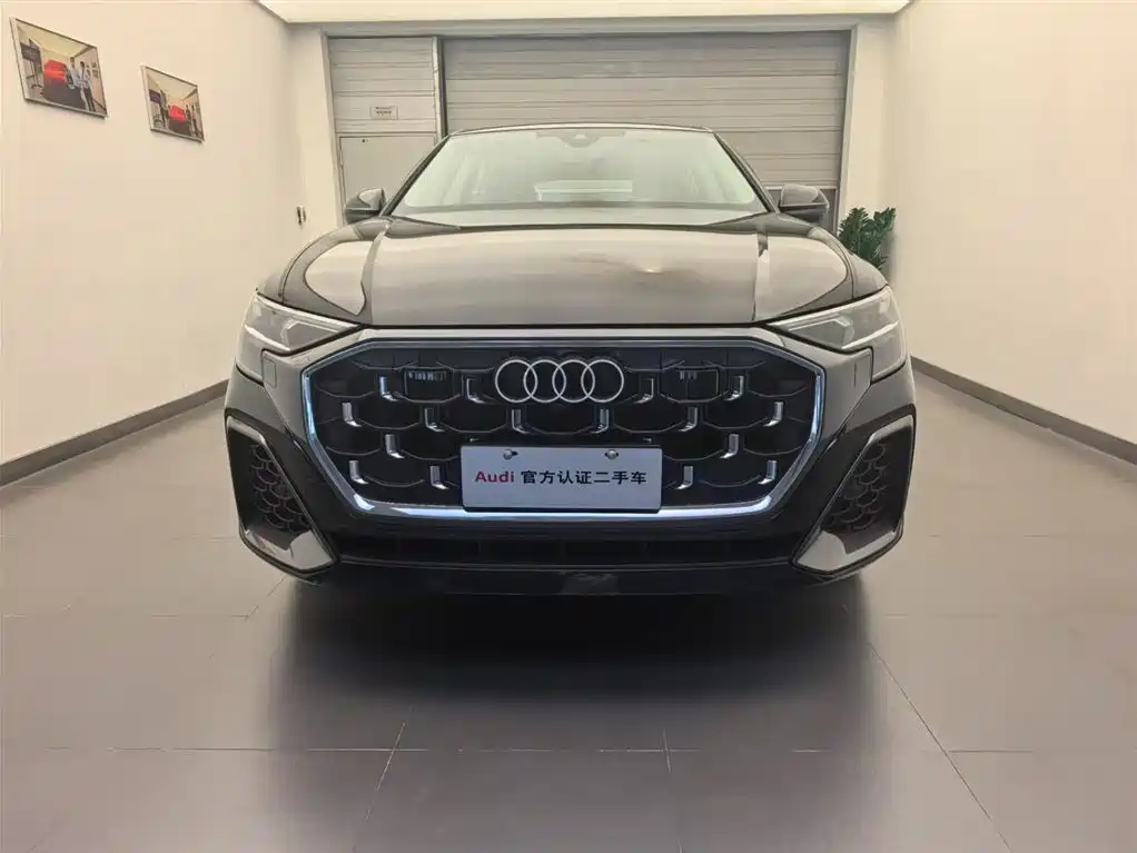Audi Q8 2024 55 TFSI Luxury