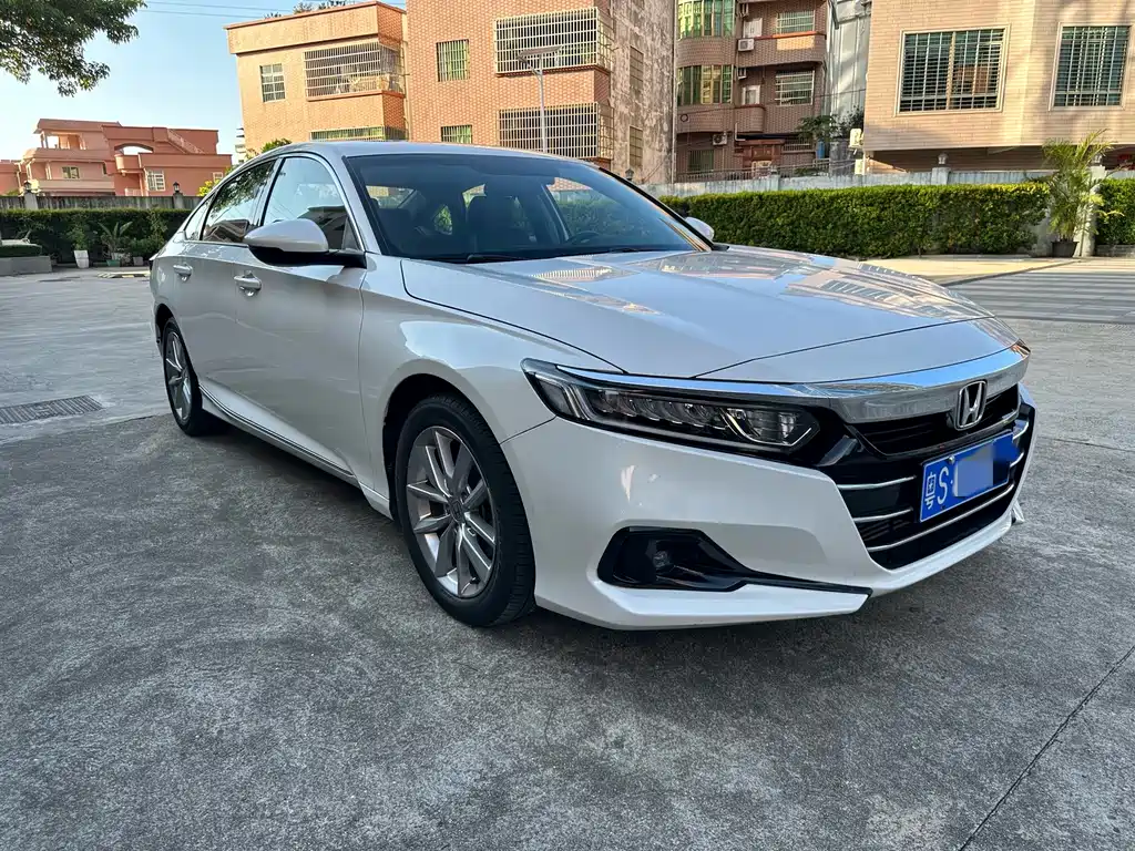 Honda Accord — миниатюра 2