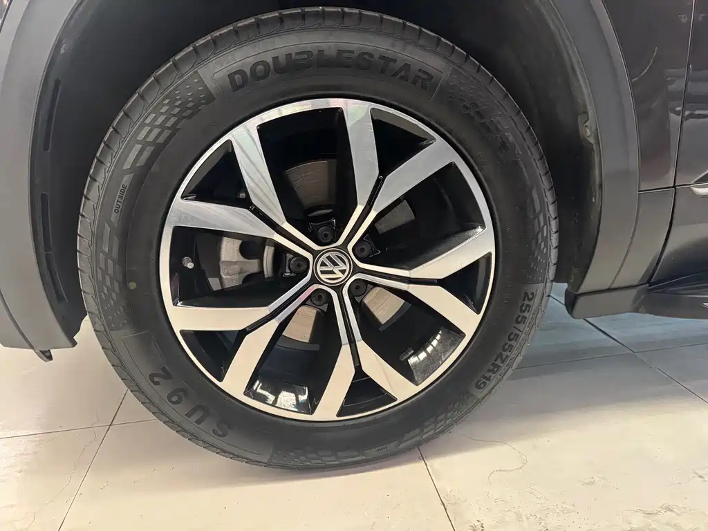Volkswagen Teramont — миниатюра 12
