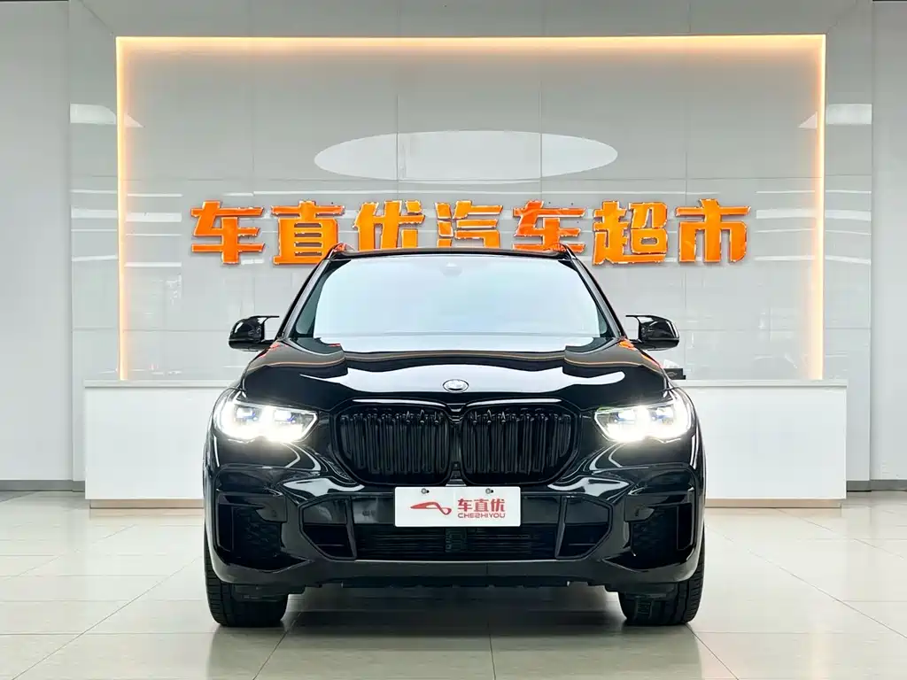BMW X5 2022 xDrive 30Li Premium M Sport