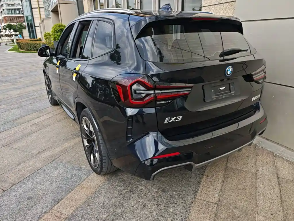 BMW iX3 — миниатюра 5