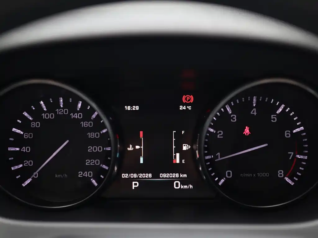 Land Rover Discovery Sport — миниатюра 7