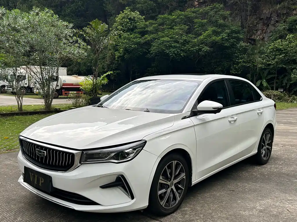 Geely Emgrand — миниатюра 3