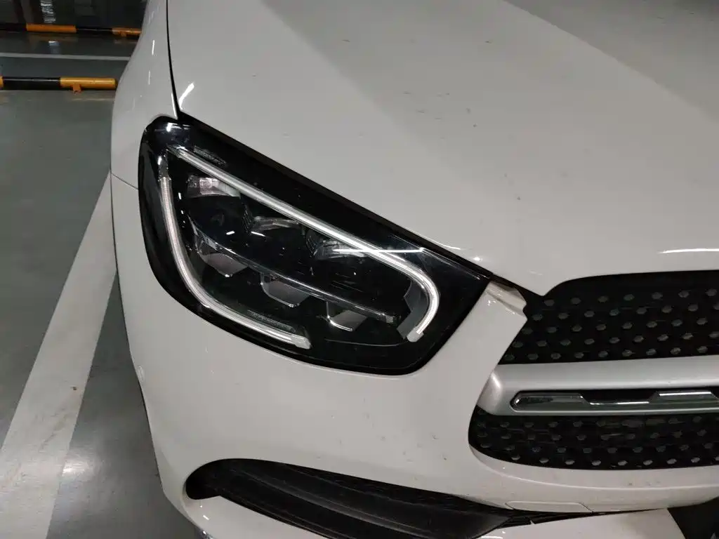Mercedes-Benz GLC — миниатюра 7