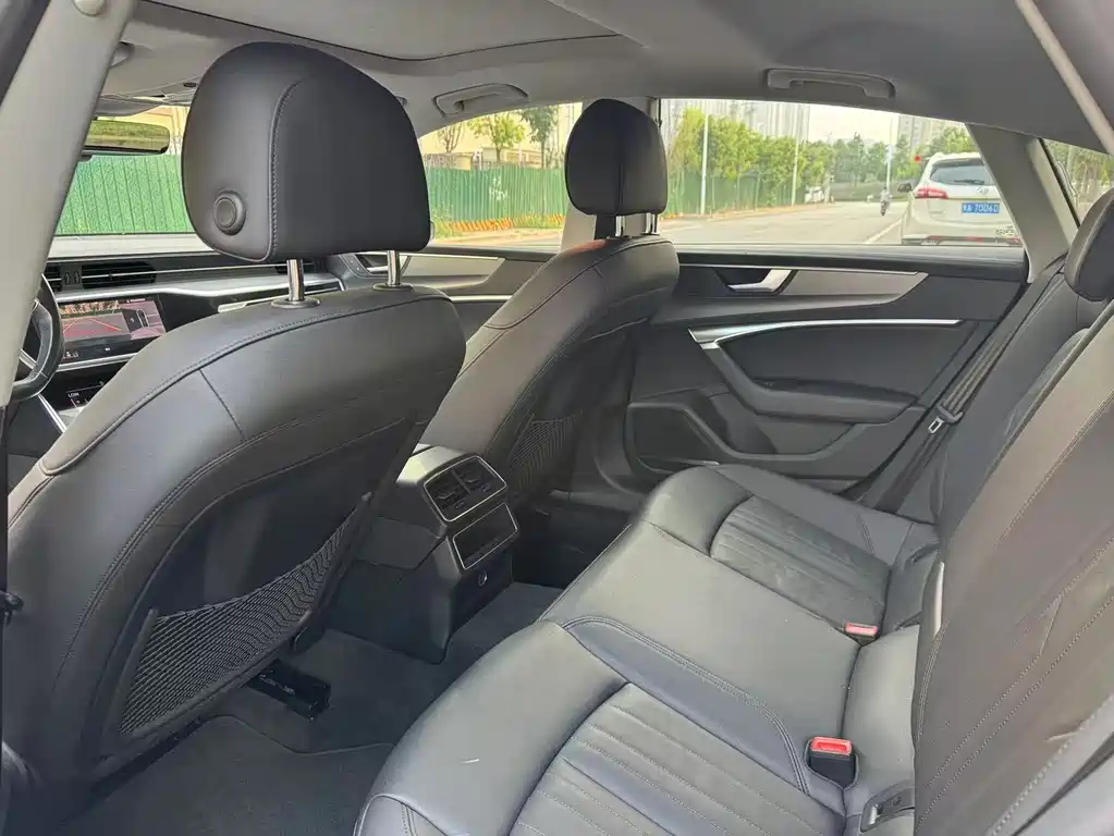 Audi A7 2020 40 TFSI Luxury