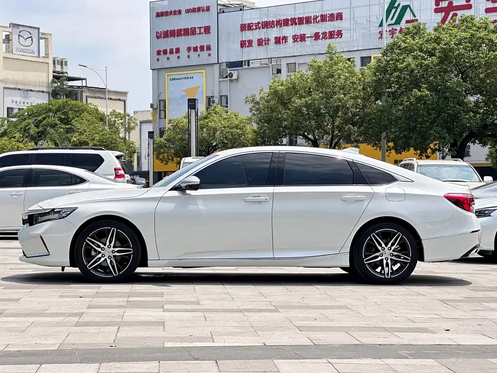 Honda Inspire — миниатюра 7