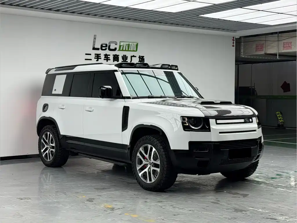 Land Rover Land Rover Defender 2025 110 3.0T P400 X-Dynamic HSE