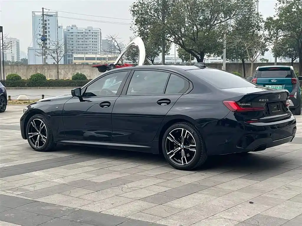 BMW 3 Series — миниатюра 7