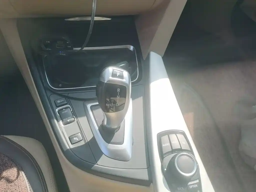 BMW 3 Series — миниатюра 10