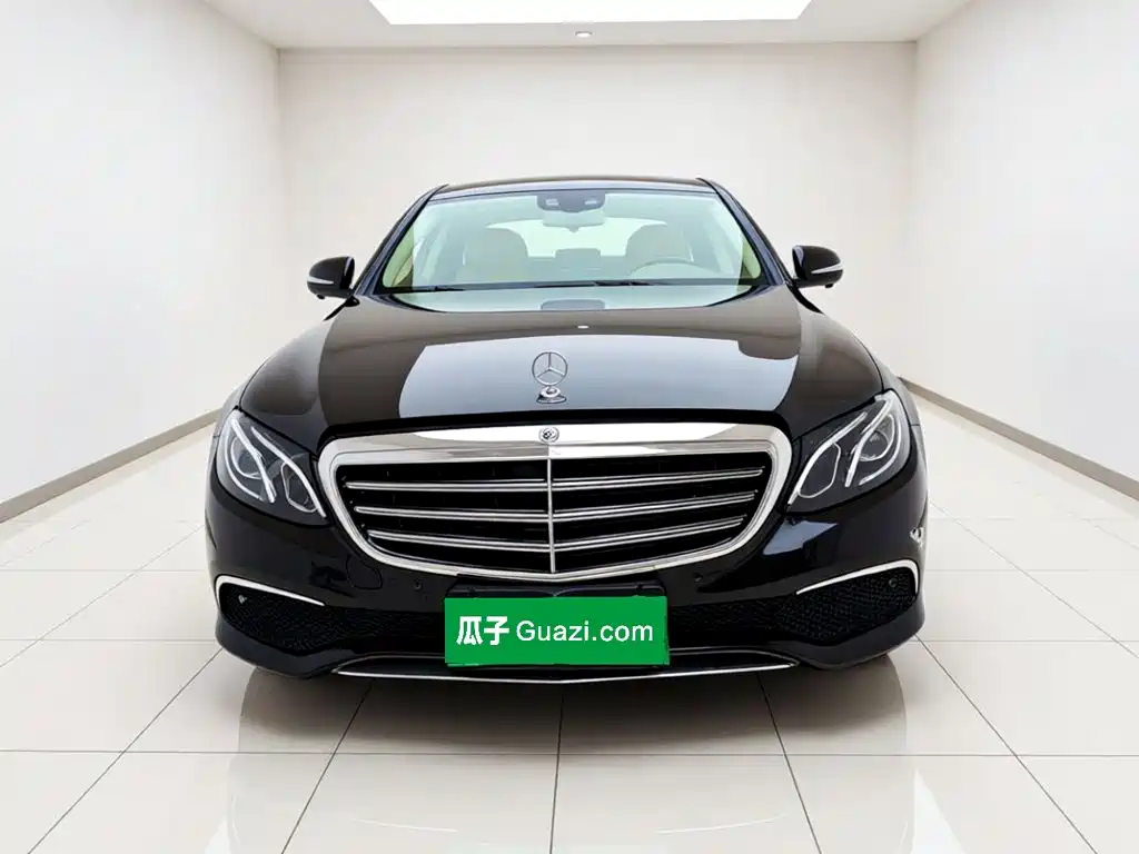Mercedes-Benz E-Class — миниатюра 2