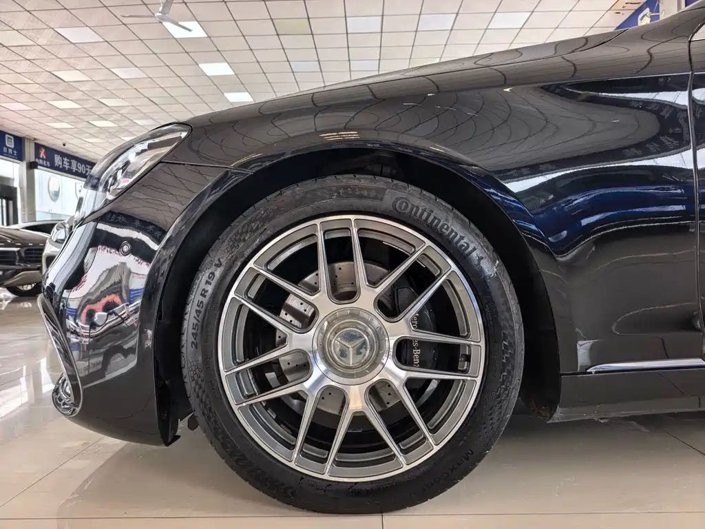 Mercedes-Benz S-Class — миниатюра 17