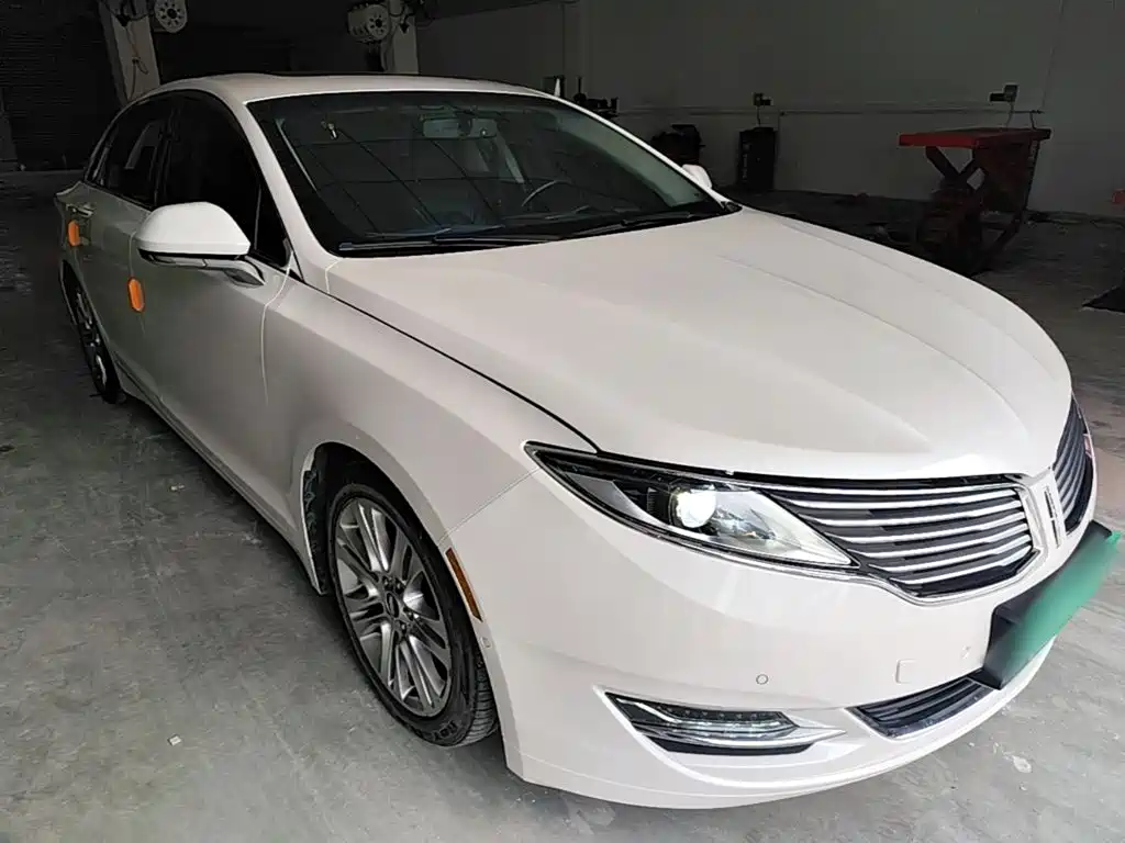 Lincoln MKZ — миниатюра 4