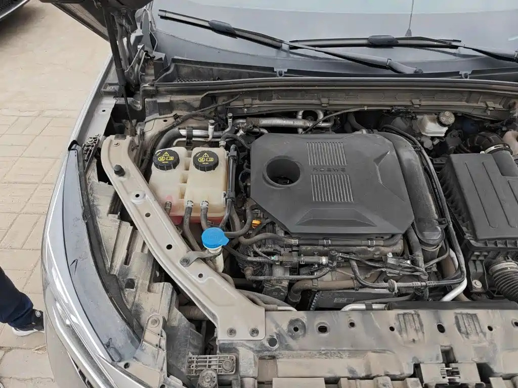 Roewe RX5 New Energy — миниатюра 21