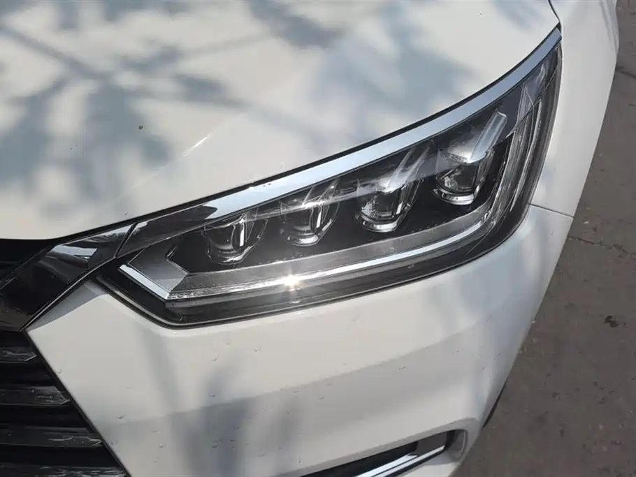 BYD SONG