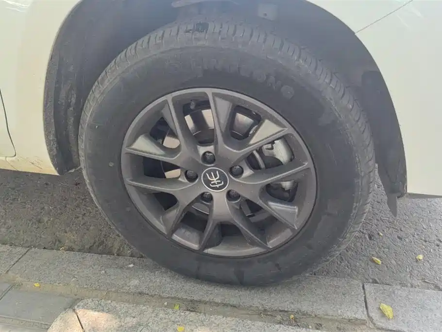 BYD SONG