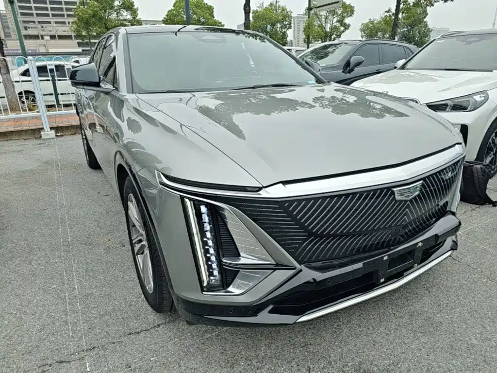 Cadillac Lyriq — миниатюра 4