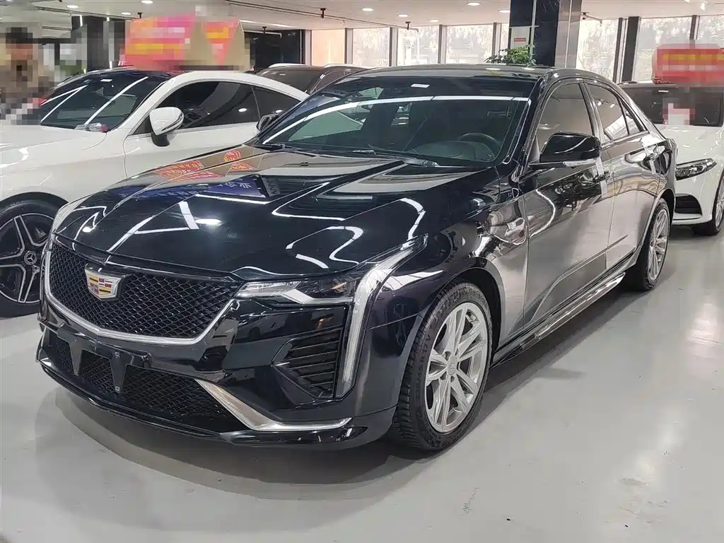 Cadillac CT4 2021