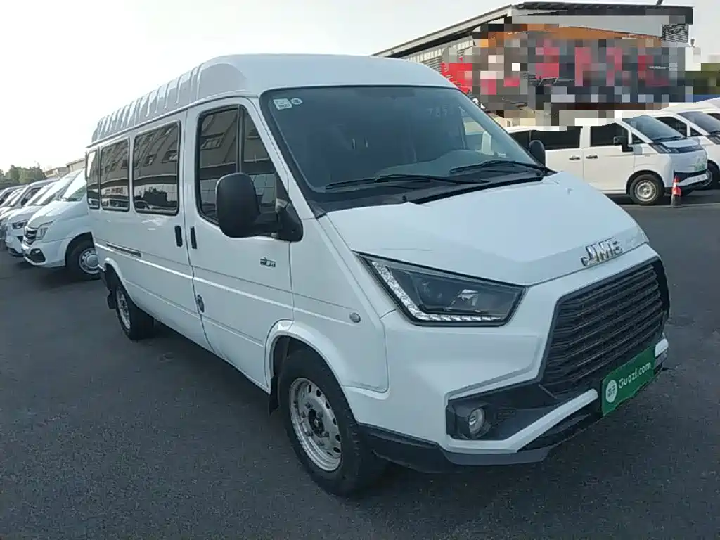 JMC Tesla — миниатюра 4