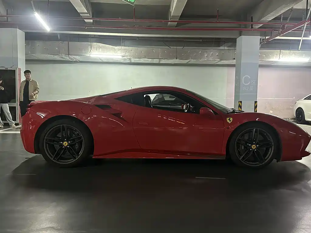 Ferrari 488 488 GTB, фото 6
