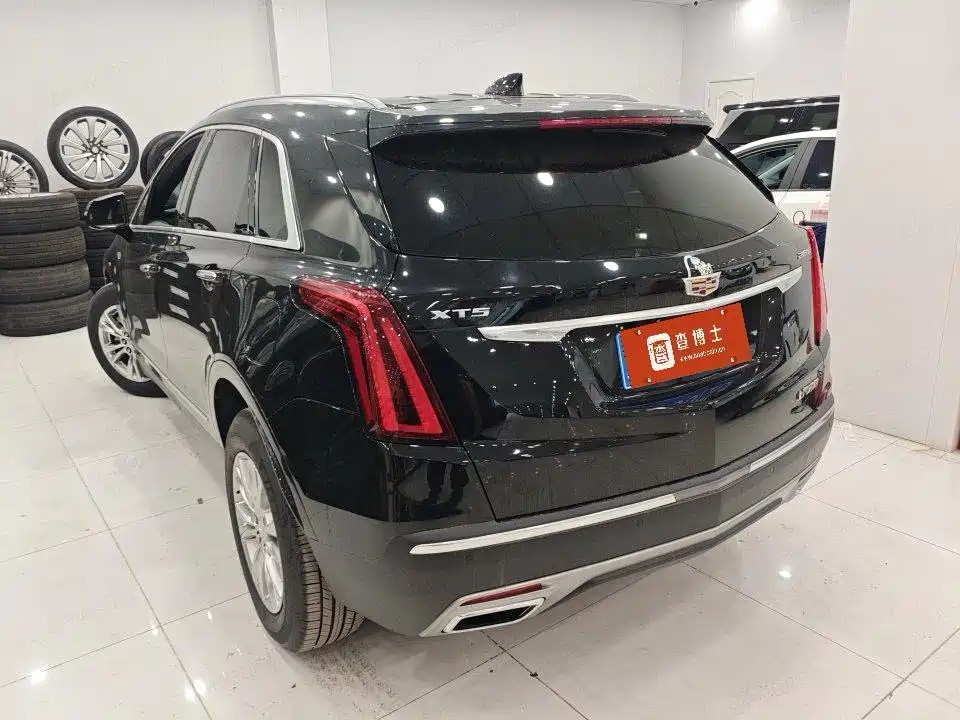 Cadillac XT5 — миниатюра 7