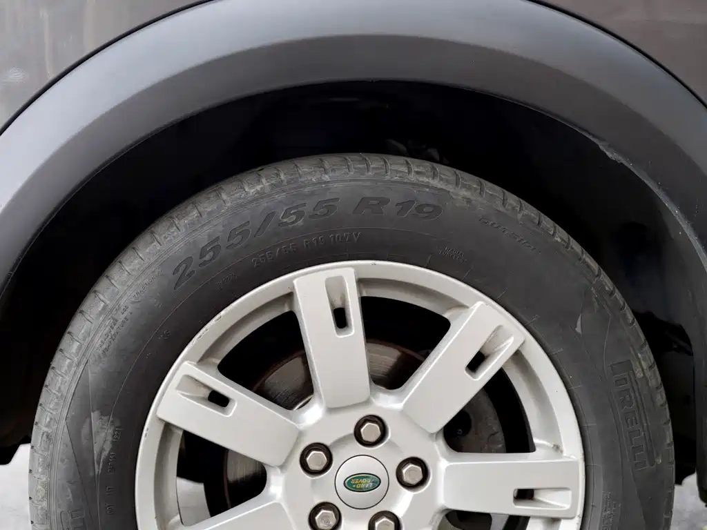 Land Rover Discovery — миниатюра 17