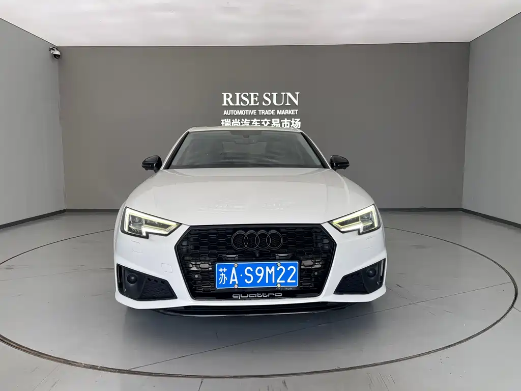 Audi A4L 2019 45 TFSI quattro Sport V