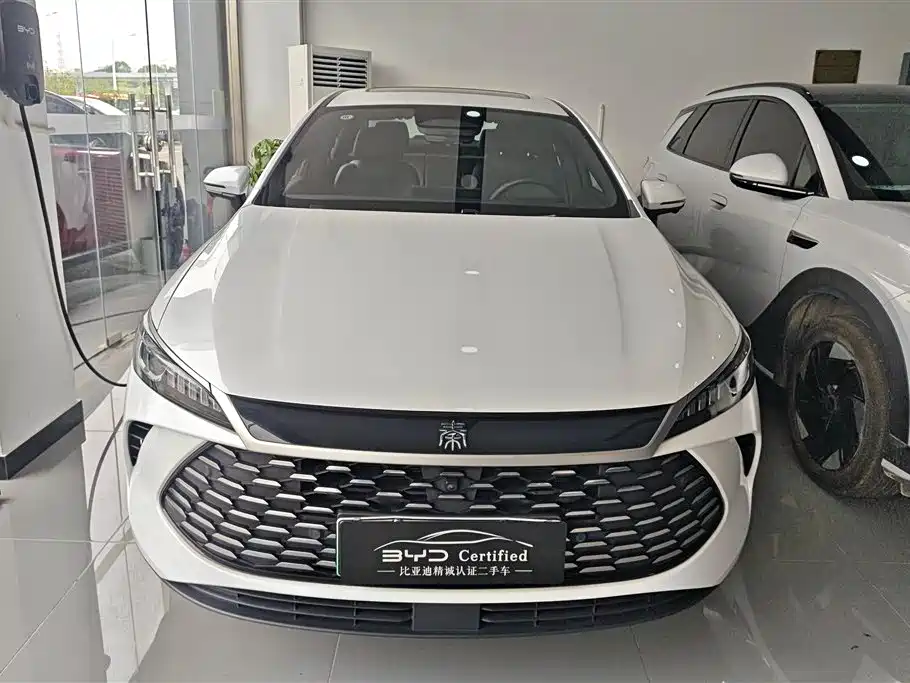 BYD Qin Plus PLUS 2025 DM-i Smart Drive 55KM