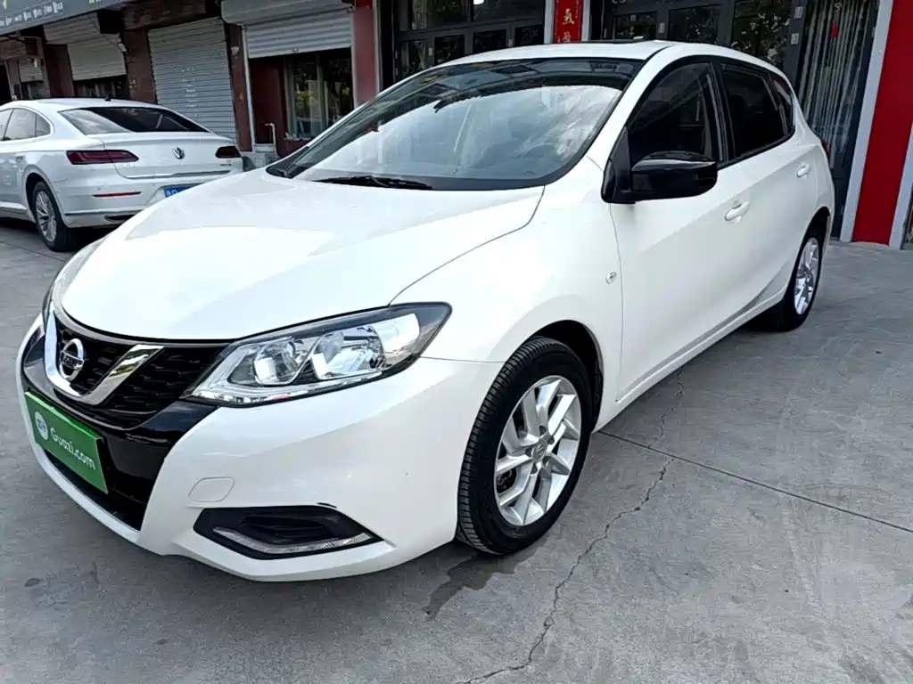 Nissan Tiida 2021 1.6L CVT