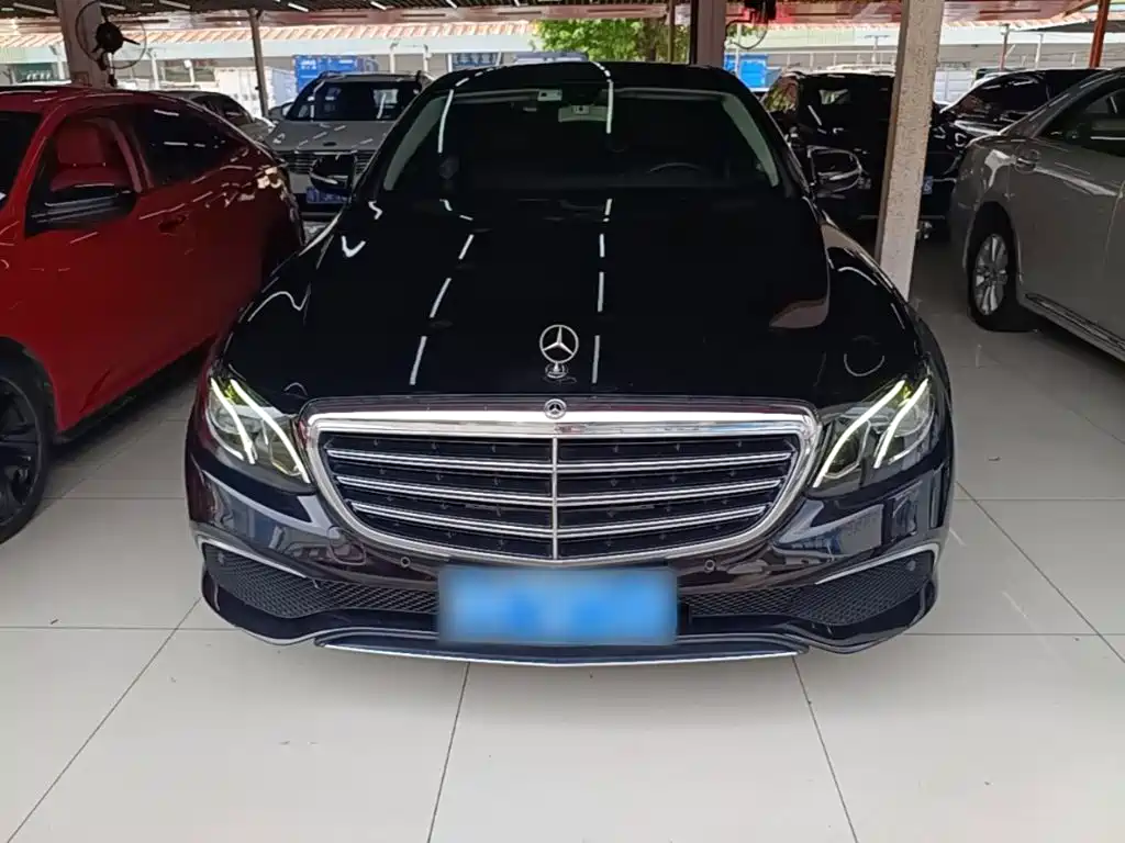 Mercedes-Benz E-Class — миниатюра 3