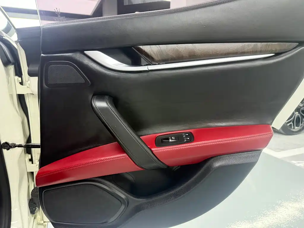 Maserati Ghibli — миниатюра 17