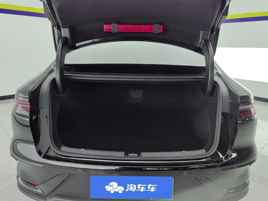 BYD Han 2025 DM-i 125KM Luxury