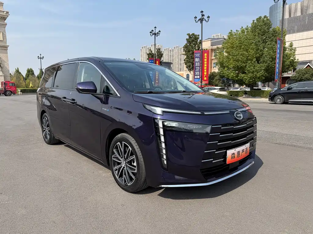 GAC Motor Trumpchi E8 PHEV — миниатюра 3