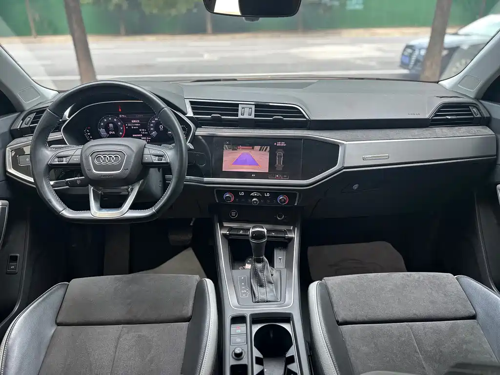 Audi Q3 — миниатюра 5