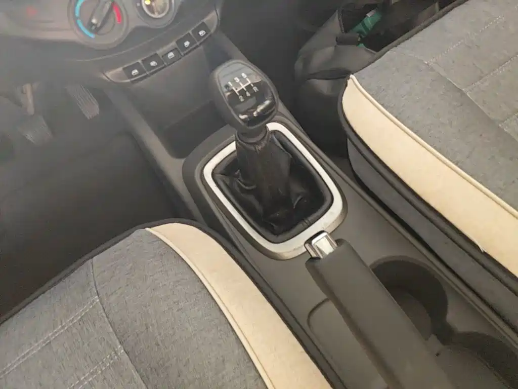 Chevrolet Sail — миниатюра 14