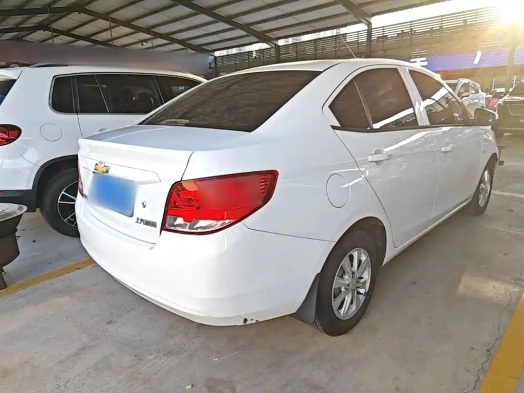 Chevrolet Sail — миниатюра 7