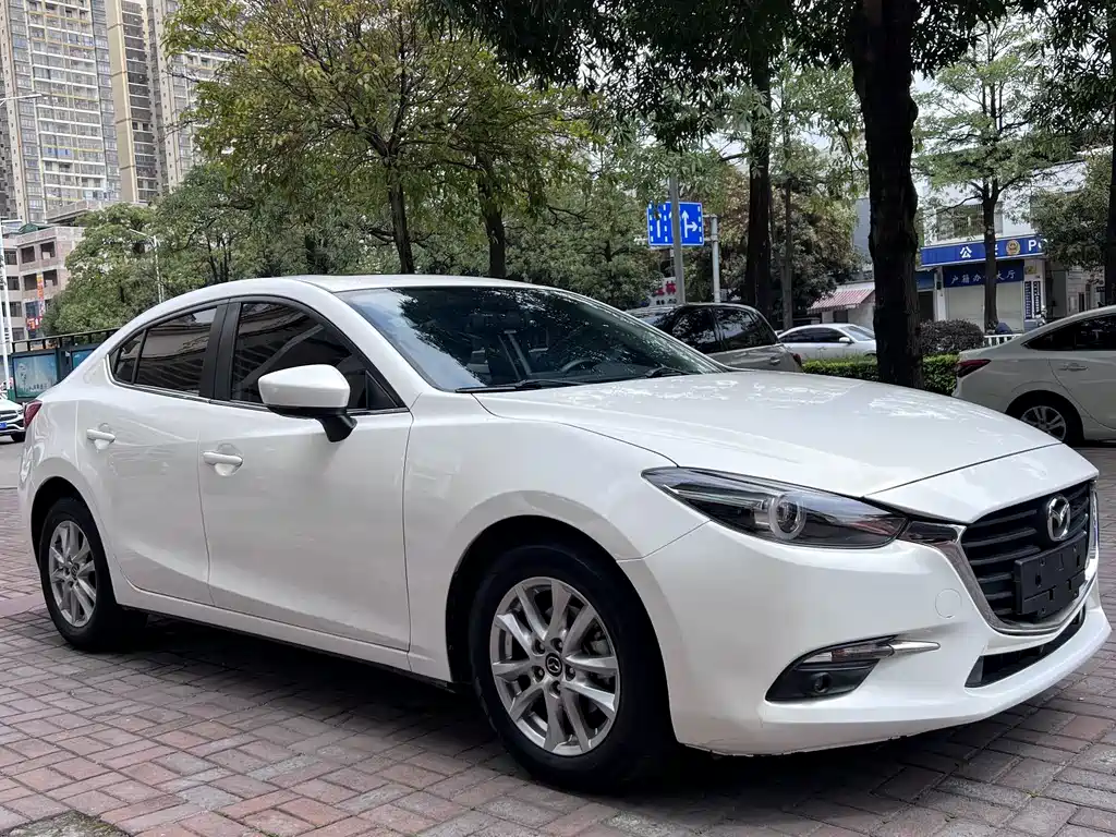 Mazda 3 Axela — миниатюра 3