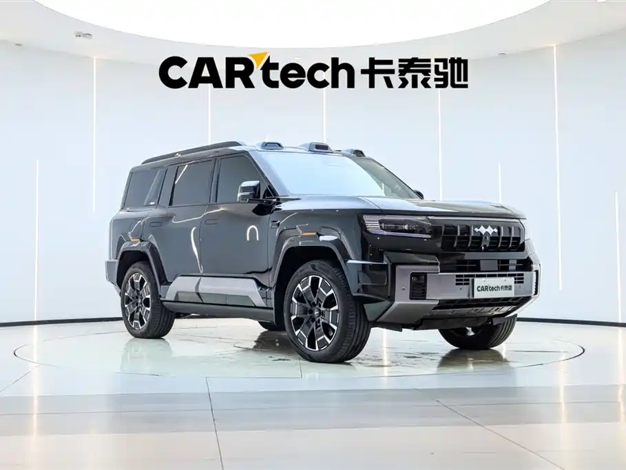 Fangchengbao Leopard 8 8 2025 Flagship 6 мест