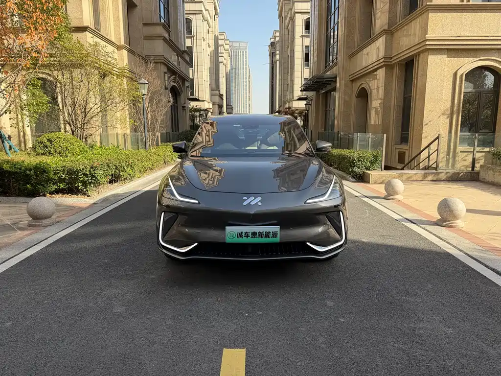 ZHIJI AUTOMOBILE ZHIJI LS7