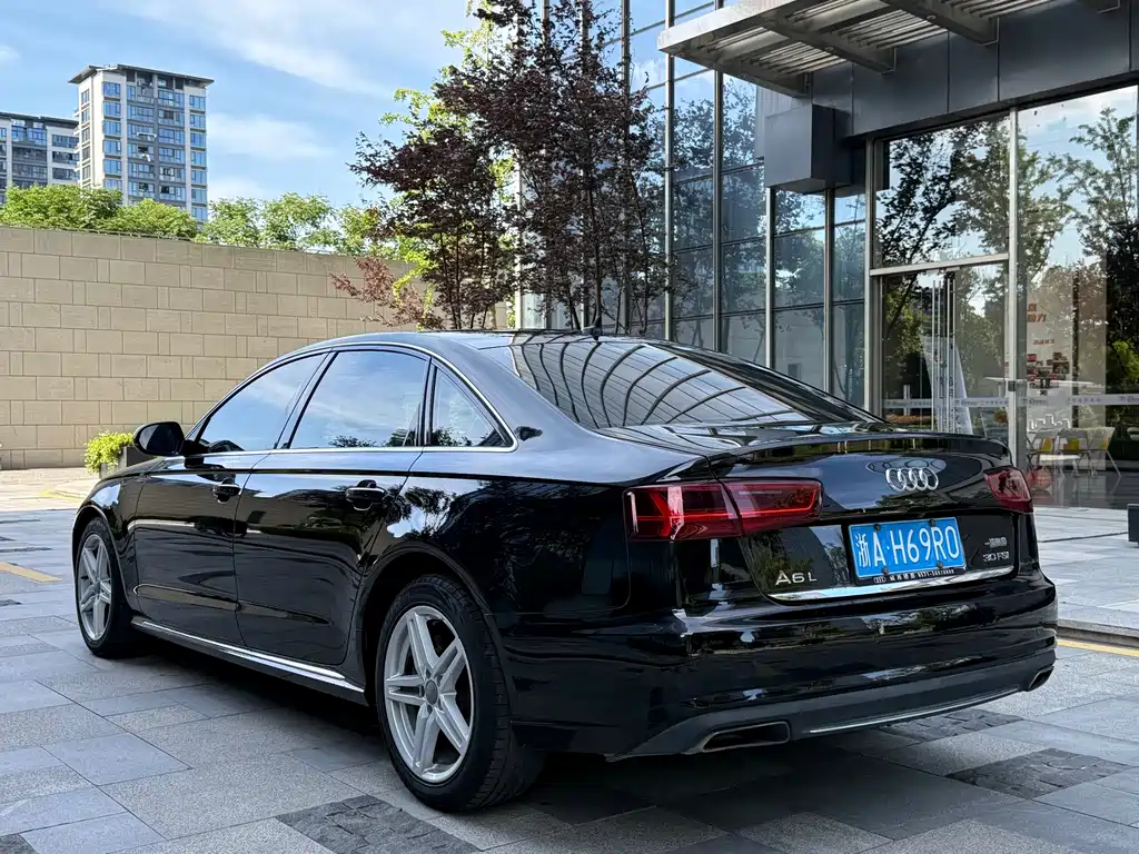 Audi A6L 2017 30 FSI Comfort