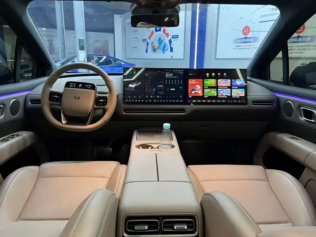 Li Auto Идеальный i6 — миниатюра 4
