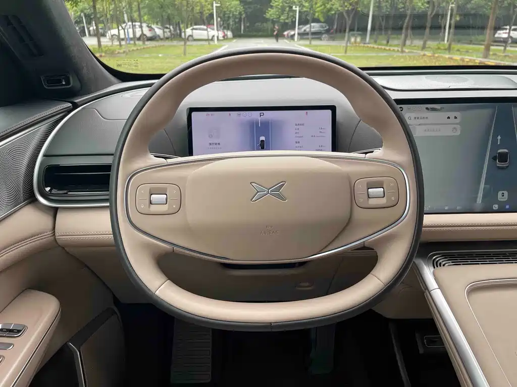 XPeng G9 — миниатюра 17
