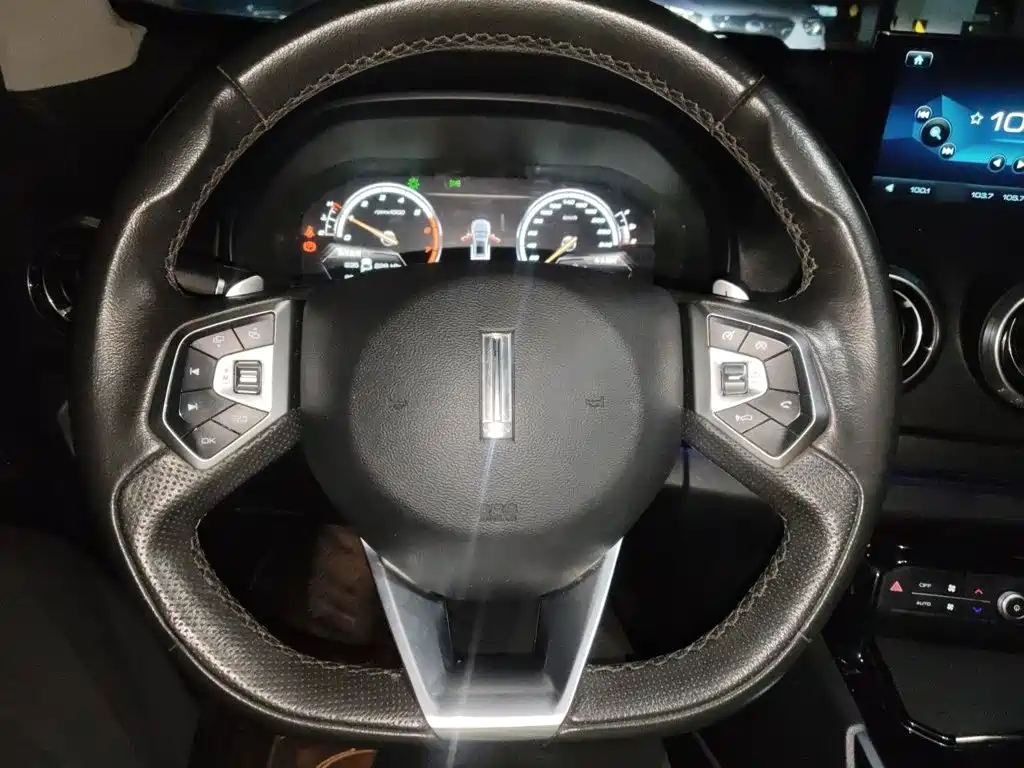 Wey Wey VV7 — миниатюра 11